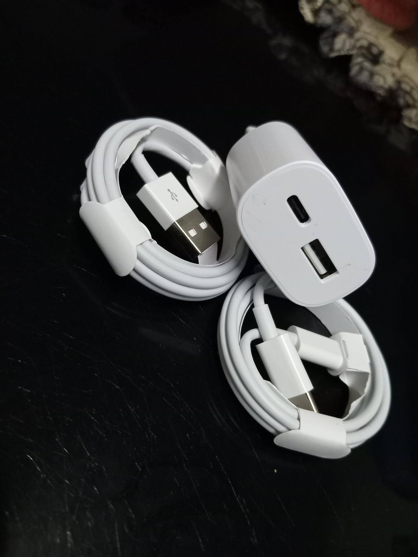 Type-C fast charger with 2 cables